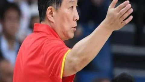 胜利体育赞助球队亮相卡塔尔，新援表现抢眼